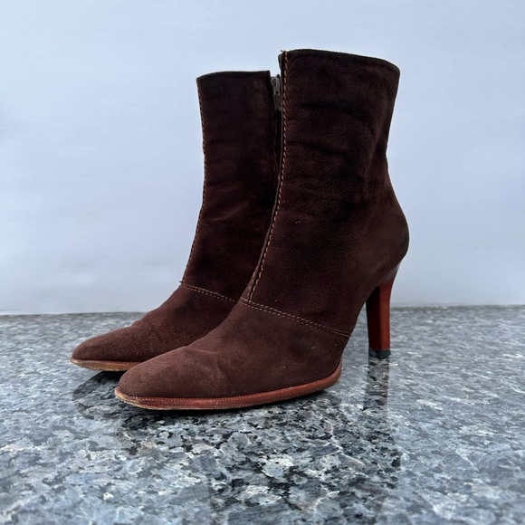 Tods Brown Suede Ankle Heeled Booties Women’s Size 8.5 - Picture 2 of 12